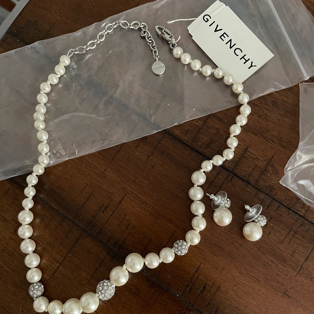 Givenchy necklace and earrings bundle